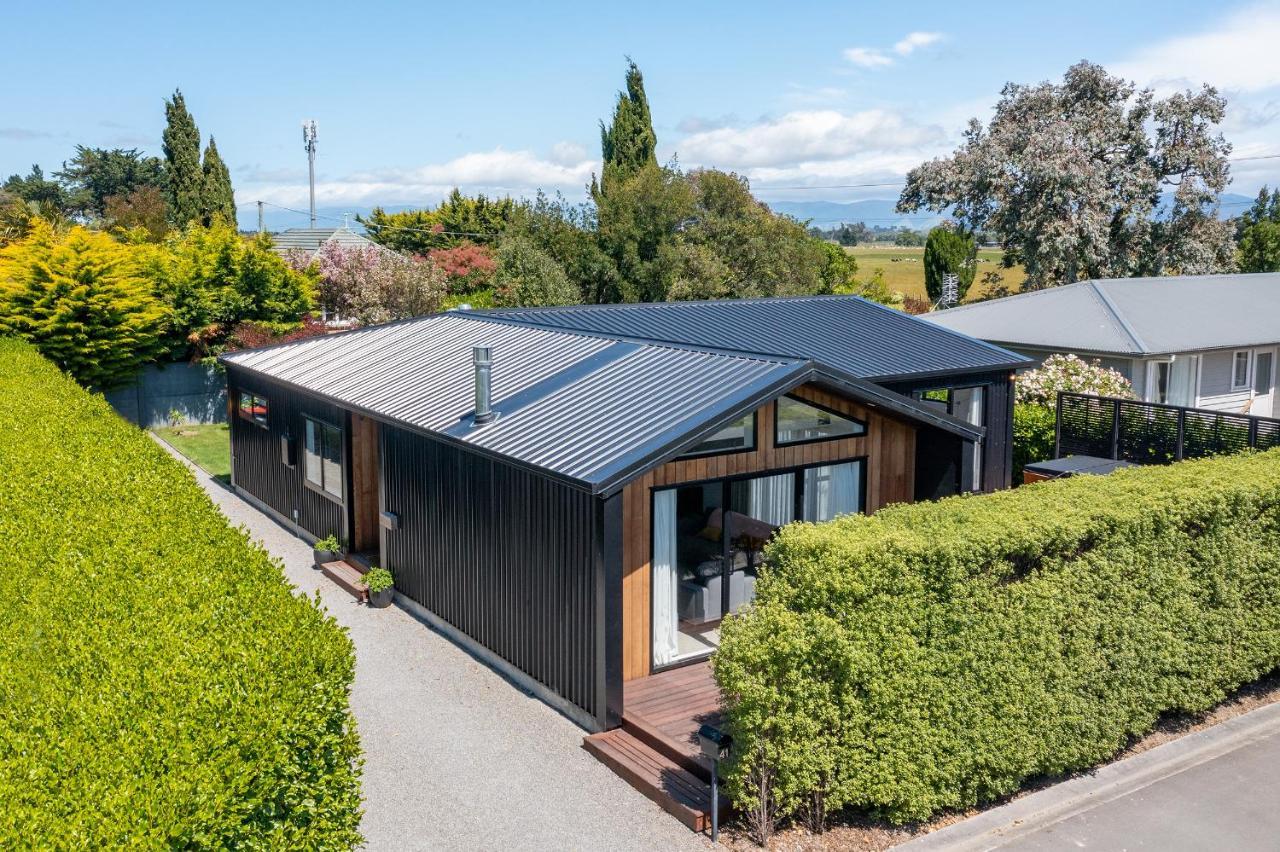 Black Barn Modern: Luxe Martinborough Escape Kültér fotó