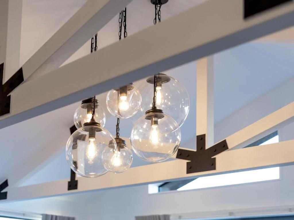 Black Barn Modern: Luxe Martinborough Escape Kültér fotó