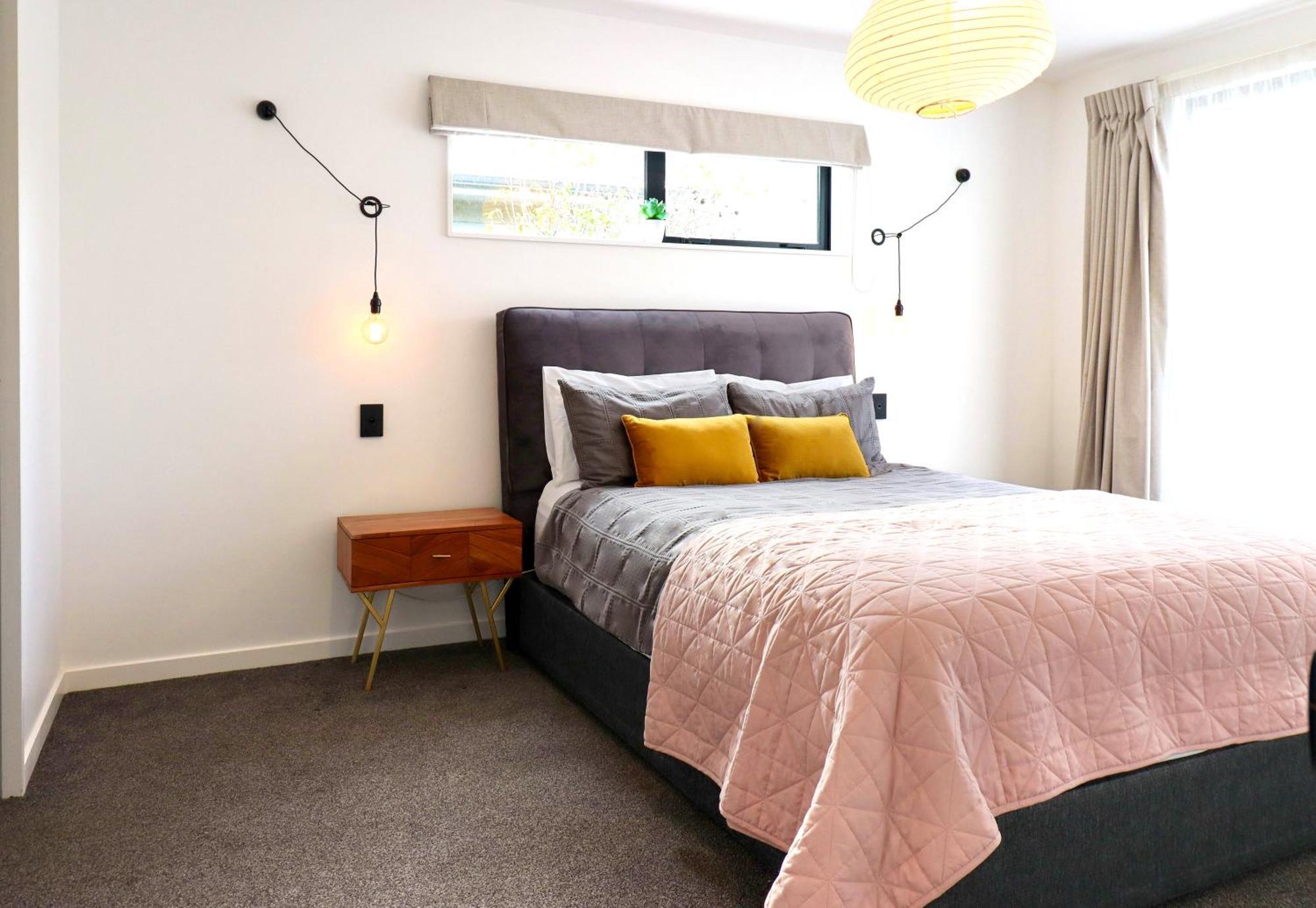 Black Barn Modern: Luxe Martinborough Escape Kültér fotó